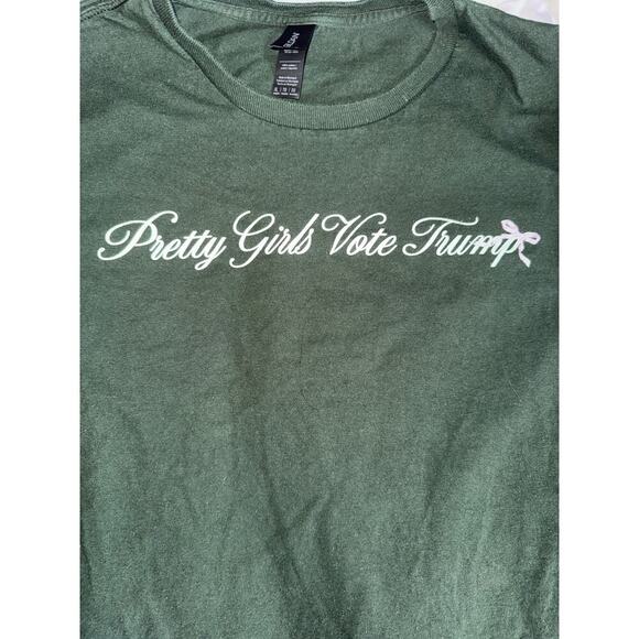 PRETTY GIRLS VOTE TRUMP shirt XL - Picture 2 of 3